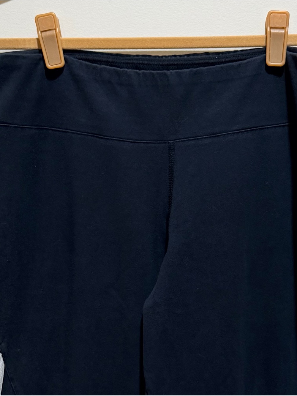 2005 Women’s adidas Black Track Pants with classic  3-line White Stripe ~ Size L - Picture 6 of 8